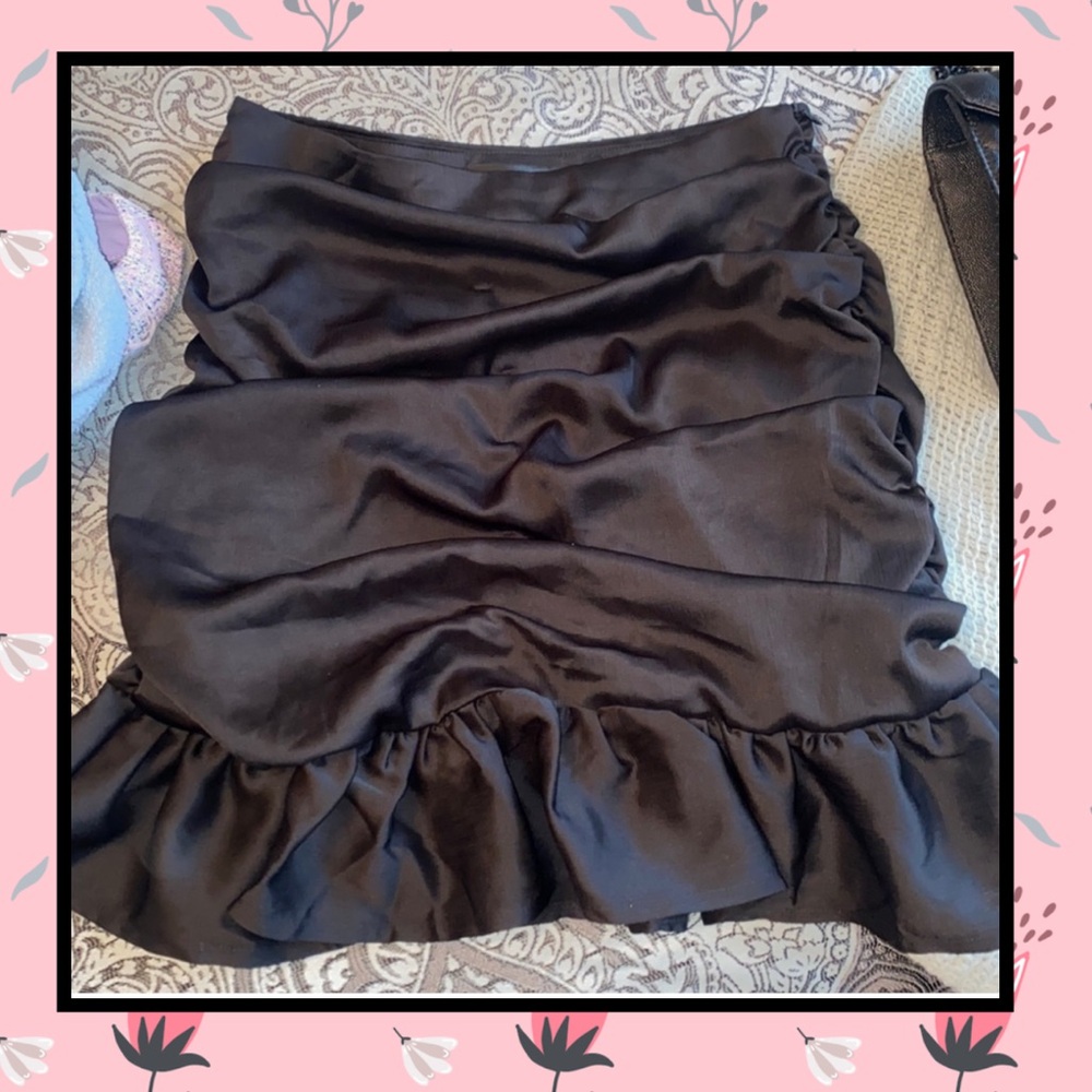 Misguided Black Ruched Mini Skirt Size 4